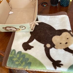 Jungle themed nursery decor